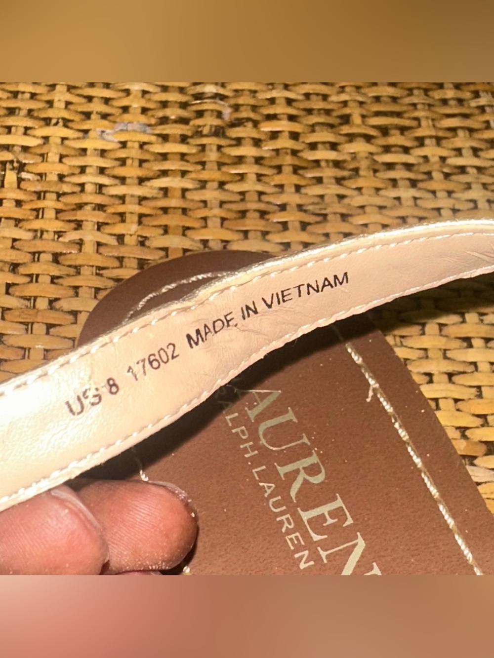 Lauren Ralph Lauren Thong Leather Sandals Womens Size 8 Gold Hardware Bohemian - Picture 3 of 10
